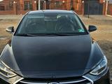 Hyundai Elantra 2017 года за 4 700 000 тг. в Актобе