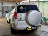 Toyota RAV4 2006 года за 7 500 000 тг. в Уральск – фото 5