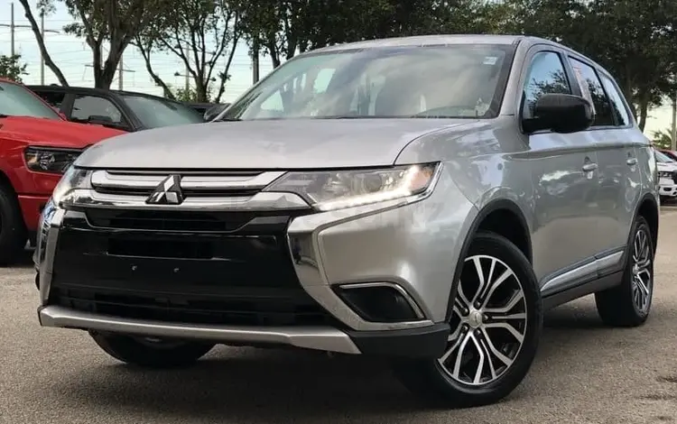 Mitsubishi Outlander 2018 года за 580 000 тг. в Павлодар