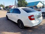 Skoda Rapid 2013 годаүшін3 600 000 тг. в Актобе – фото 3