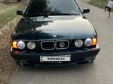 BMW 525 1994 годаүшін2 300 000 тг. в Жетысай – фото 2