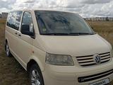 Volkswagen Caravelle 2003 годаүшін6 000 000 тг. в Качар
