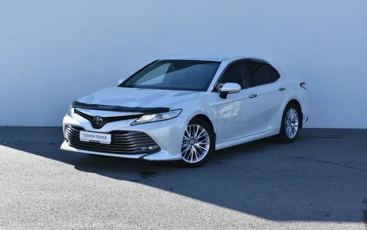 Toyota Camry 2020 годаүшін13 800 000 тг. в Атырау