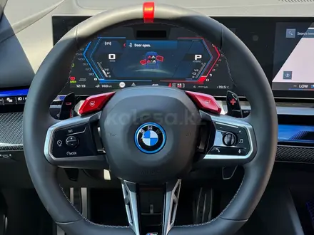 BMW M5 2025 года за 89 000 000 тг. в Алматы – фото 21
