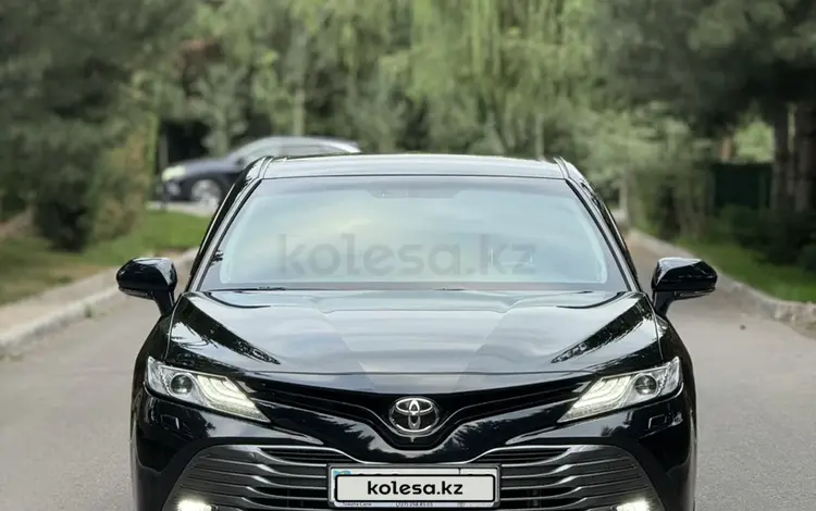 Toyota Camry 2019 годаүшін14 200 000 тг. в Алматы