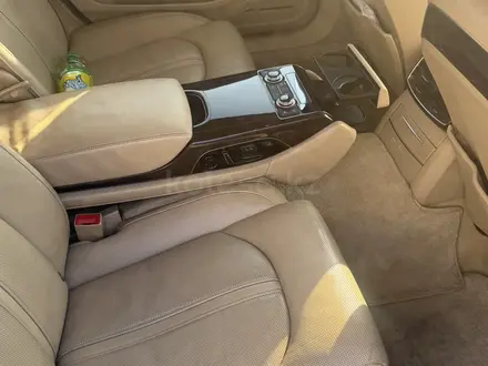 Audi A8 2012 года за 13 000 000 тг. в Алматы – фото 13