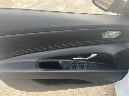 Hyundai Elantra 2024 года за 9 000 000 тг. в Уральск – фото 2