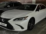 Lexus ES 250 2022 года за 25 500 000 тг. в Астана – фото 4