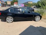 BMW 330 2005 года за 4 000 000 тг. в Актобе – фото 5