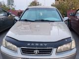 Toyota Camry 1999 года за 3 600 000 тг. в Урджар
