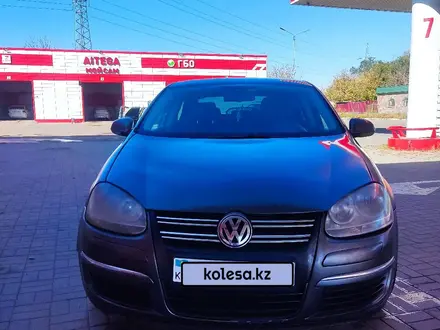 Volkswagen Jetta 2008 года за 2 600 000 тг. в Костанай – фото 2