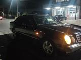 Mercedes-Benz E 240 1998 годаүшін2 150 000 тг. в Туркестан