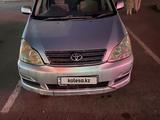 Toyota Ipsum 2004 годаfor4 500 000 тг. в Атырау