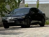 Toyota Avalon 2017 года за 13 200 000 тг. в Актау
