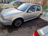 Volkswagen Golf 2003 года за 3 700 000 тг. в Астана – фото 2