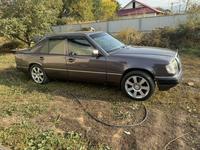 Mercedes-Benz E 220 1993 годаfor1 850 000 тг. в Алматы