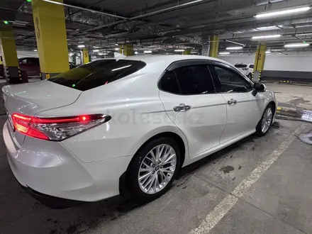 Toyota Camry 2020 года за 15 000 000 тг. в Астана – фото 4