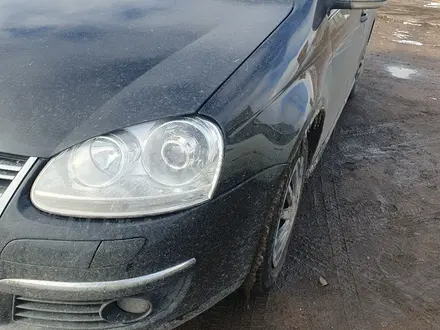 Volkswagen Jetta 2007 года за 3 500 000 тг. в Астана – фото 2