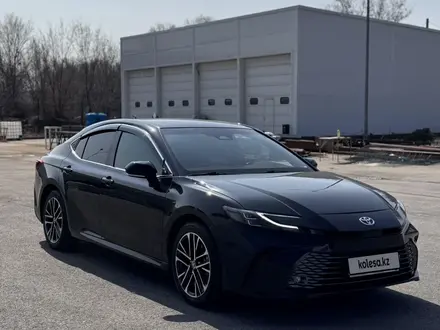 Toyota Camry 2025 года за 22 500 000 тг. в Алматы – фото 2