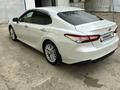 Toyota Camry 2020 года за 15 000 000 тг. в Атырау – фото 7