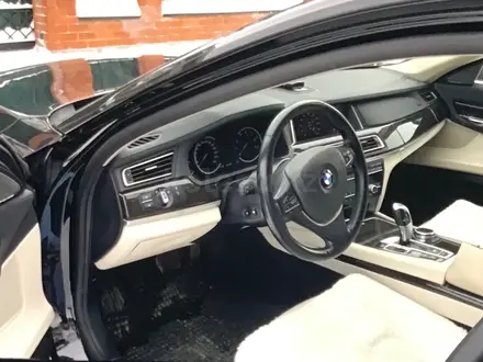 BMW 740 2015 года за 20 000 000 тг. в Петропавловск – фото 3