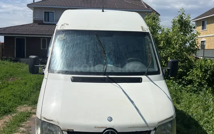 Mercedes-Benz Sprinter 2004 годаfor4 990 000 тг. в Астана