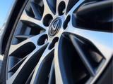 Lexus ES 250 2019 года за 20 000 000 тг. в Атырау – фото 3