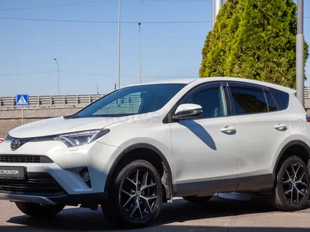 Toyota RAV4 2019 года за 10 500 000 тг. в Алматы – фото 2