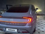 Hyundai Sonata 2023 года за 12 500 000 тг. в Шымкент – фото 4