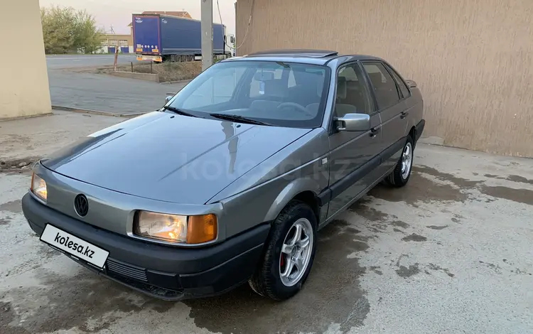 Volkswagen Passat 1993 годаүшін1 800 000 тг. в Уральск