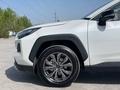Toyota RAV4 2024 годаүшін15 400 000 тг. в Алматы – фото 16