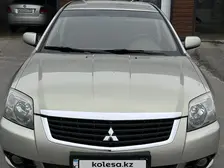 Mitsubishi Galant, 2009