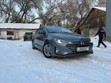 Hyundai Elantra 2019 года за 8 500 000 тг. в Тараз – фото 2