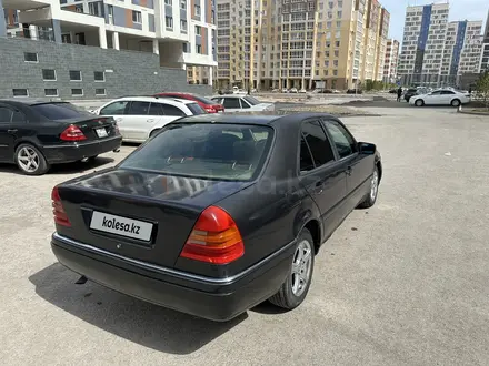 Mercedes-Benz C 200 1994 года за 2 000 000 тг. в Астана – фото 3