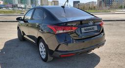 Hyundai Accent 2021 года за 8 370 000 тг. в Актобе – фото 5