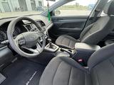 Hyundai Elantra 2019 года за 5 000 000 тг. в Актобе – фото 3