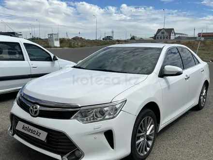 Toyota Camry 2016 года за 8 000 000 тг. в Атырау – фото 7