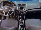 Hyundai Solaris 2015 годаүшін4 800 000 тг. в Актобе – фото 2