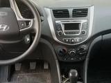 Hyundai Solaris 2015 годаүшін4 800 000 тг. в Актобе – фото 3