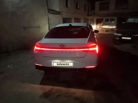 Hyundai Elantra 2023 года за 10 300 000 тг. в Алматы