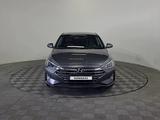 Hyundai Elantra 2020 года за 9 490 000 тг. в Алматы – фото 2