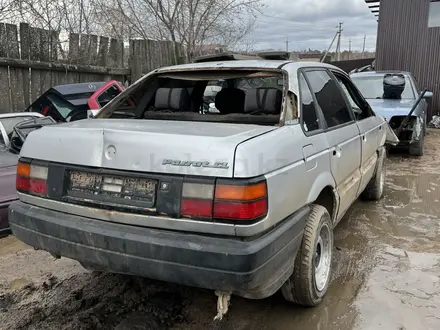 Volkswagen Passat 1990 года за 10 000 тг. в Астана – фото 2
