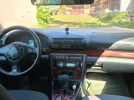 Audi A4 1999 года за 1 550 000 тг. в Алматы – фото 4