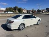 Toyota Camry 2014 года за 9 100 000 тг. в Актобе – фото 3