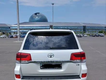 Toyota Land Cruiser 2016 года за 33 500 000 тг. в Астана – фото 4