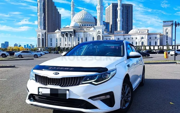 Kia K5 2019 года за 10 200 000 тг. в Астана