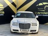 Chrysler 300C 2006 года за 4 000 000 тг. в Атырау – фото 2