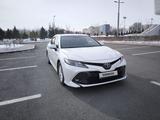 Toyota Camry 2019 года за 15 000 000 тг. в Астана – фото 4