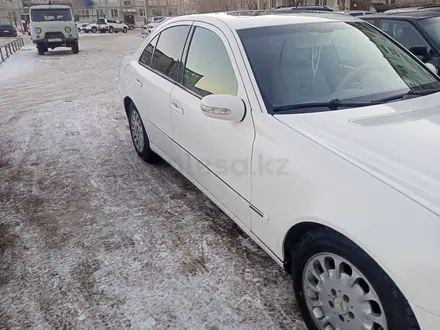 Mercedes-Benz E 200 2003 годаүшін4 800 000 тг. в Караганда