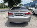 Hyundai Sonata 2012 года за 6 300 000 тг. в Астана – фото 2